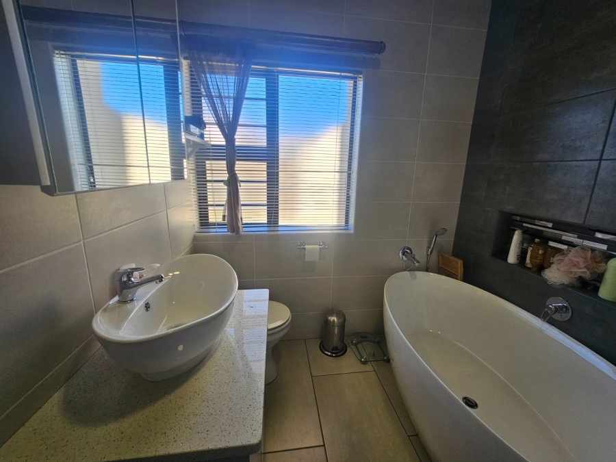 2 Bedroom Property for Sale in La Provance Free State